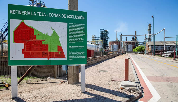 La refinería La Teja quedó oficialmente detenida